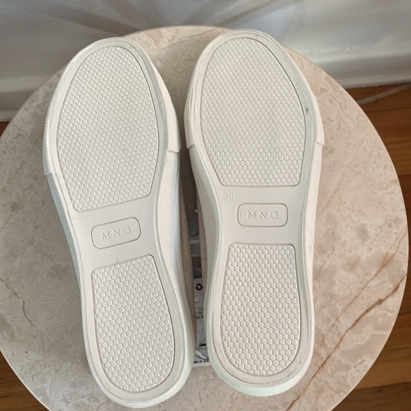 Mango Women’s Sneakers Beige Velvet US size 7.5 EUR 38 NWT - Picture 13 of 13